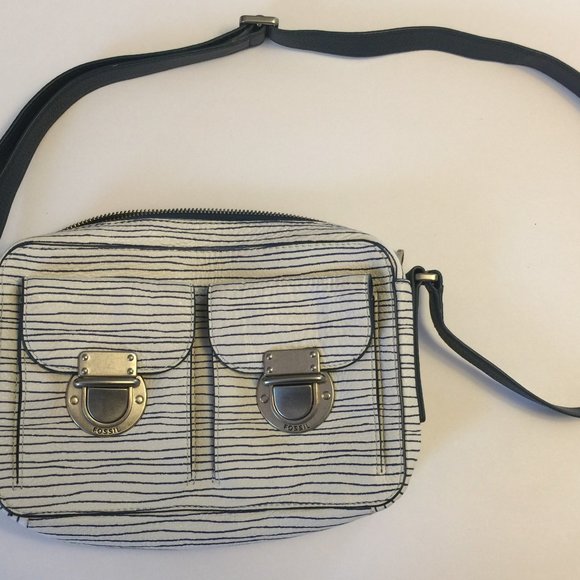 FOSSIL WHITE/BLUE LEATHER CROSS BODY NWOT - Picture 6 of 6